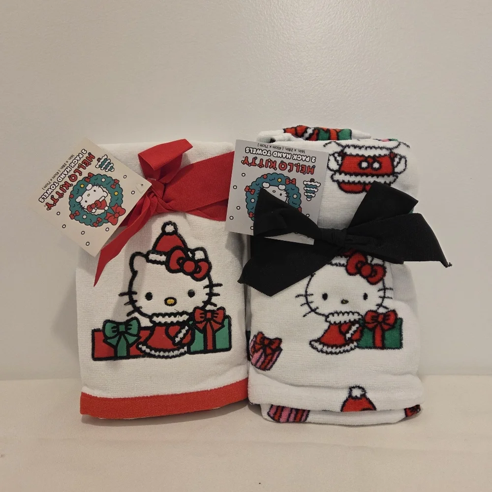 Hello Kitty Holiday Hand Towels